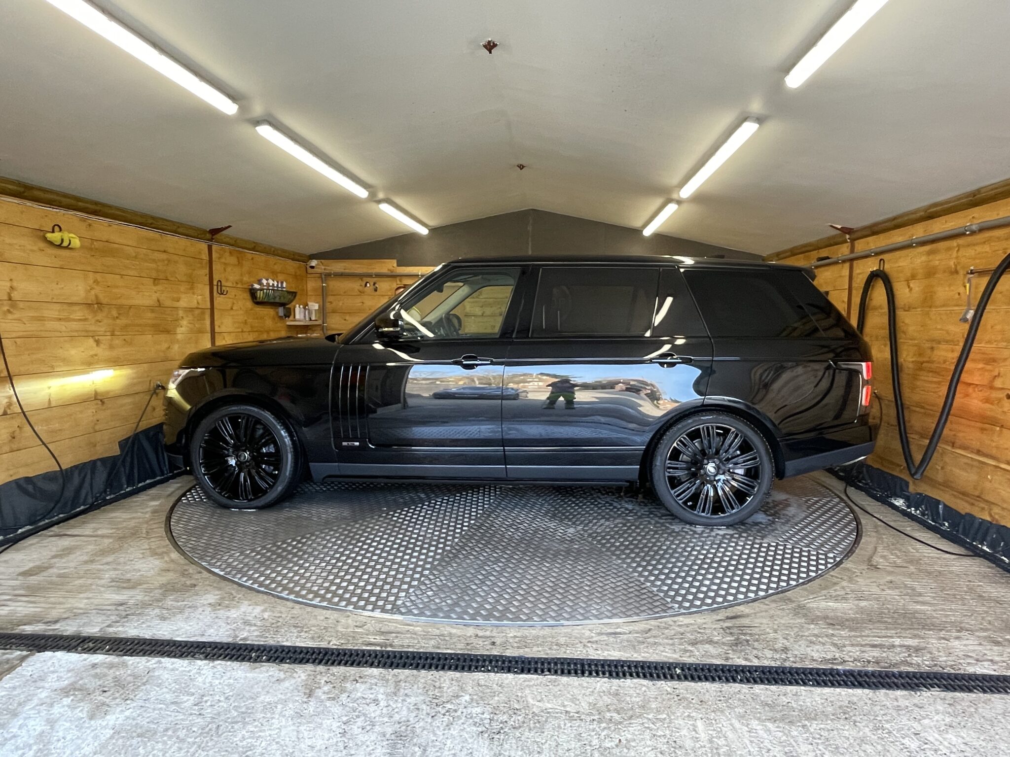 AB Valeting Your car wash specialists in Beaconsfield